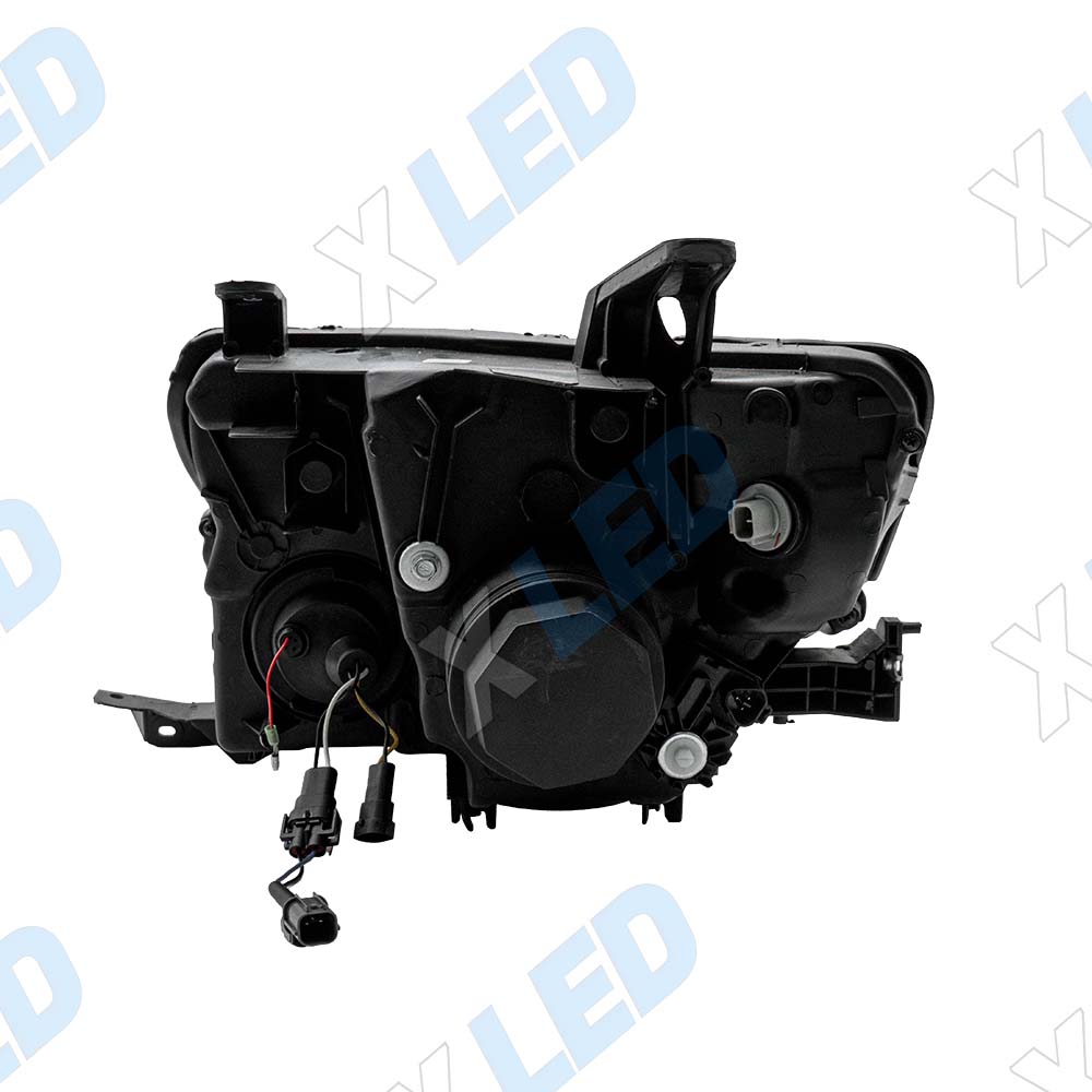 Фара Mitsubishi Pajero (2007-2010) LED (правая) с электрокорректором